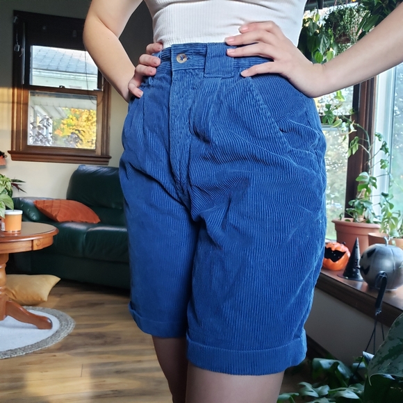Vintage Pants - Vintage blue corduroy shorts